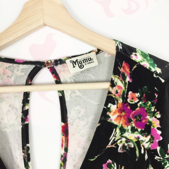 Show Me Your Mumu Floral Velvet Kelsey Romper XS - Picture 5 of 7